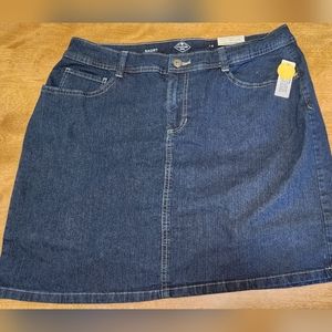 St John's Bay Women's Skort